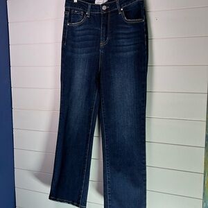 Risen jeans size 9. A411